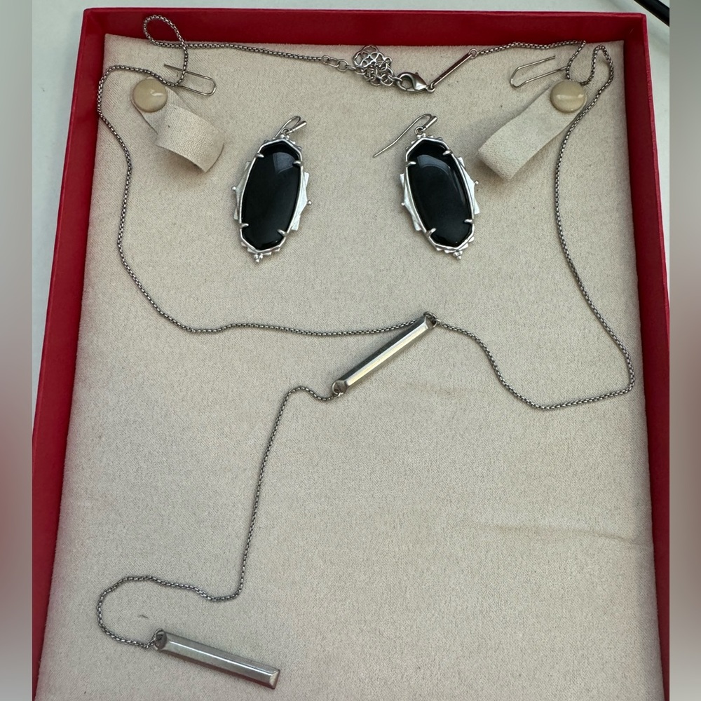 Kendra Scott silver long necklace and black earring set